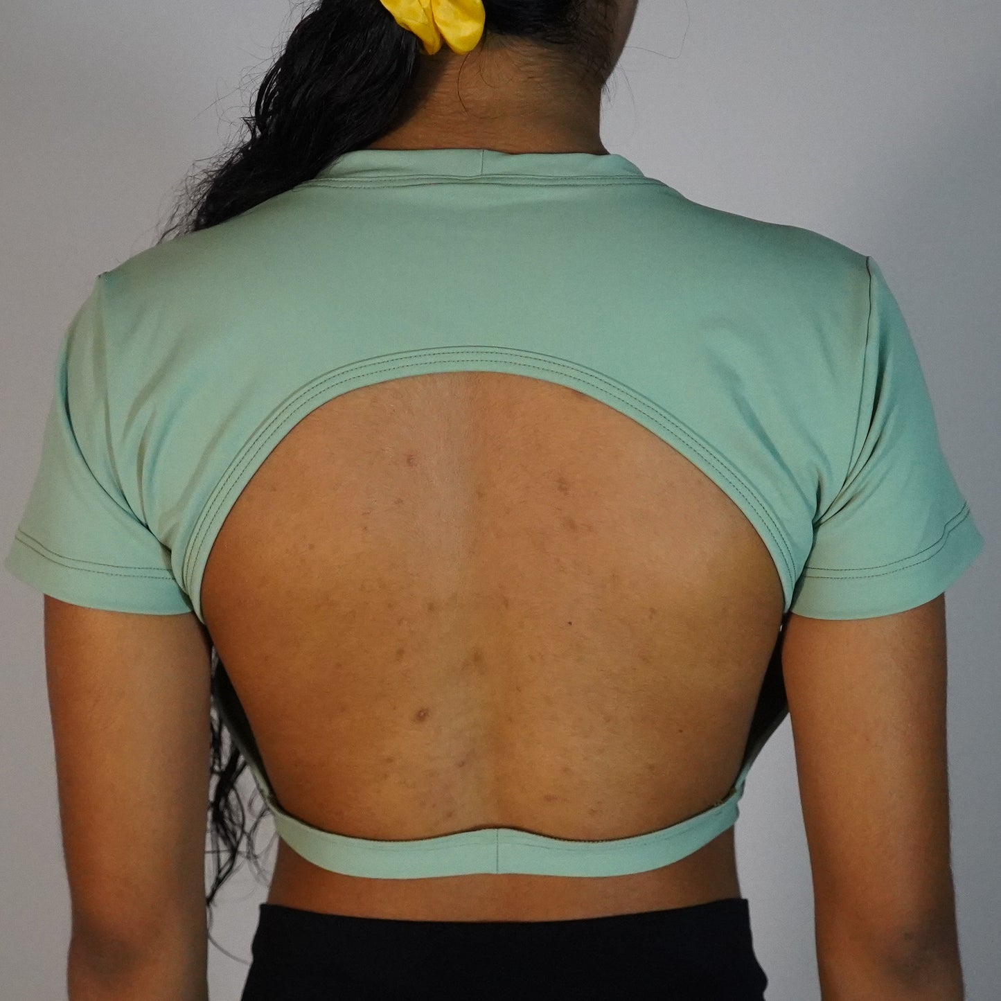 Pistache- Top Back Cut